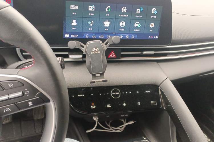 Used Hyundai Elantra 2022 1.5L CVT 20th Anniversary Edition Audio And AC Panel
