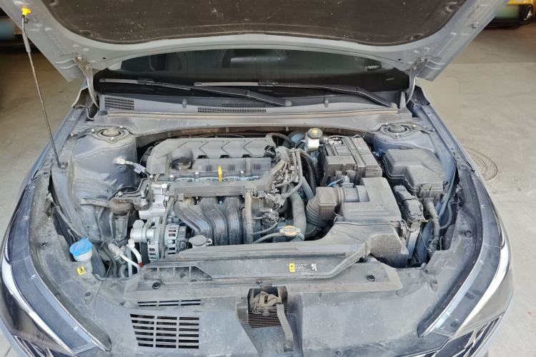 Used Hyundai Elantra 2022 1.5L CVT LUX Prestige Edition Engine Bay