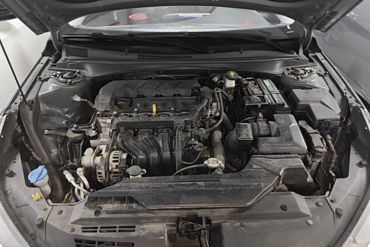 Used Hyundai Elantra 2022 1.5L CVT GLX Elite Edition Engine Bay