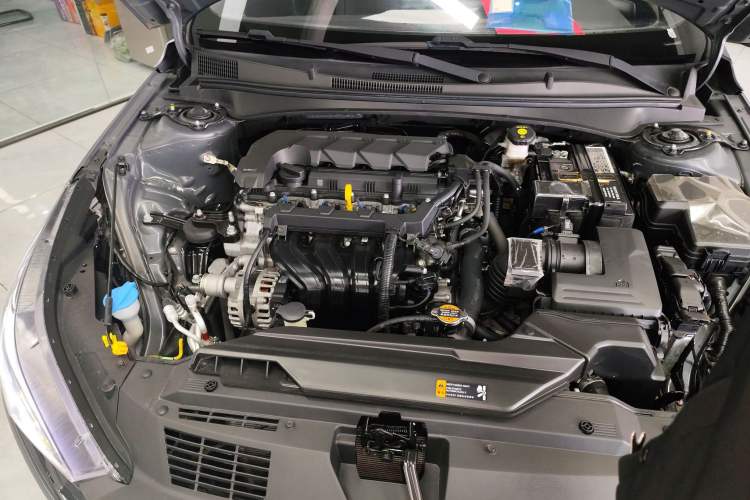 Used Hyundai Elantra 2022 1.5L CVT 20th Anniversary Edition Engine Bay