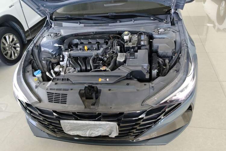 Used Hyundai Elantra 2022 1.5L CVT GLX Elite Edition Engine Bay
