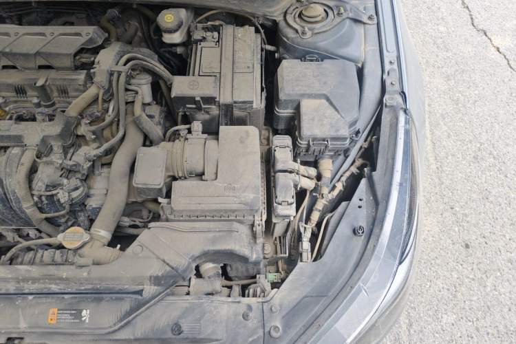 Used Hyundai Elantra 2022 1.5L CVT LUX Black Knight Limited Edition Engine Bay Left