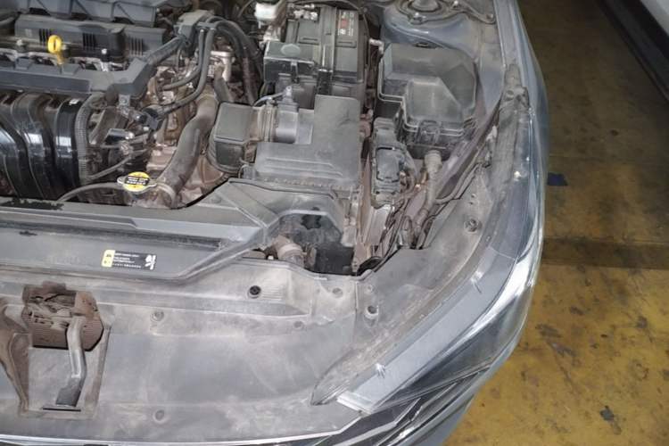 Used Hyundai Elantra 2022 1.5L CVT GLX Elite Edition Engine Bay Left