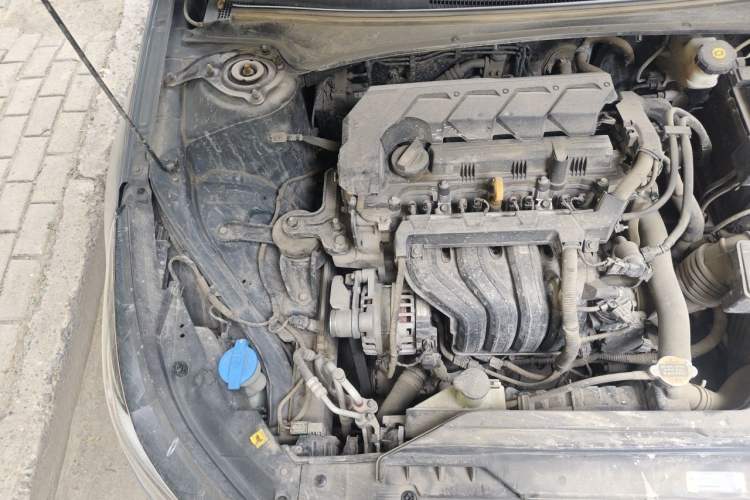 Used Hyundai Elantra 2022 1.5L CVT LUX Black Knight Limited Edition Engine Bay Right