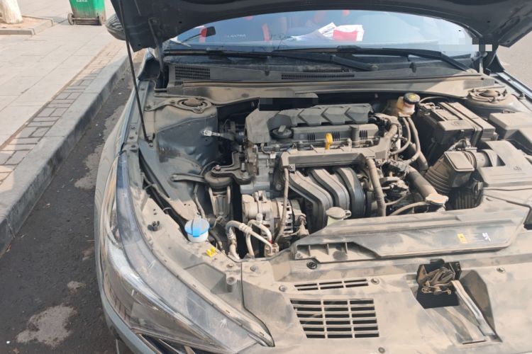 Used Hyundai Elantra 2022 1.5L CVT LUX Prestige Edition Engine Bay Right