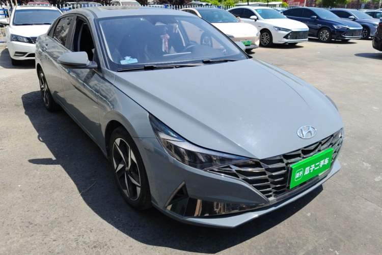 Used Hyundai Elantra 2022 1.5L CVT LUX Prestige Edition Exterior 1