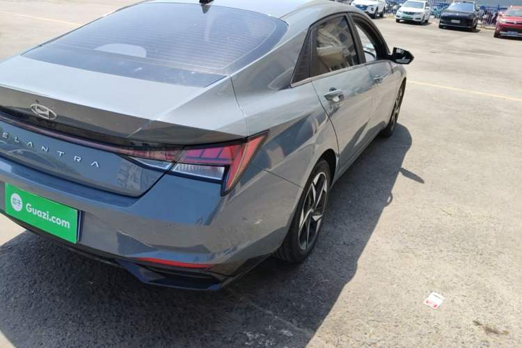 Used Hyundai Elantra 2022 1.5L CVT LUX Prestige Edition Exterior 3
