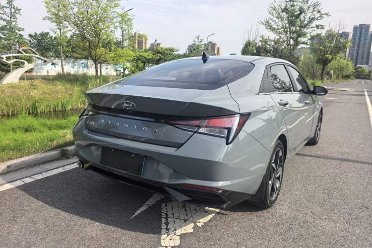 Used Hyundai Elantra 2022 1.5L CVT GLX Elite Edition Exterior 5