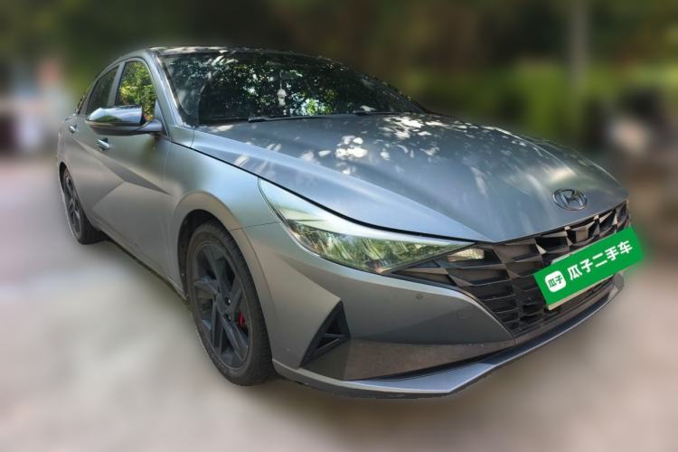Used Hyundai Elantra 2022 1.5L CVT 20th Anniversary Edition Front Right 45 Deg