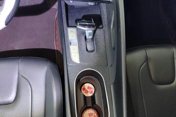 Used Hyundai Elantra 2022 1.5L CVT GLX Elite Edition Gear Lever