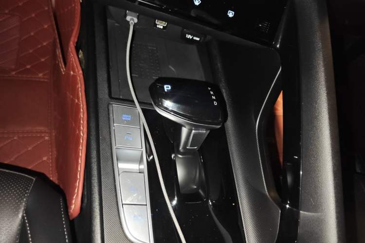 Used Hyundai Elantra 2022 1.5L CVT TOP Flagship Edition Gear Lever