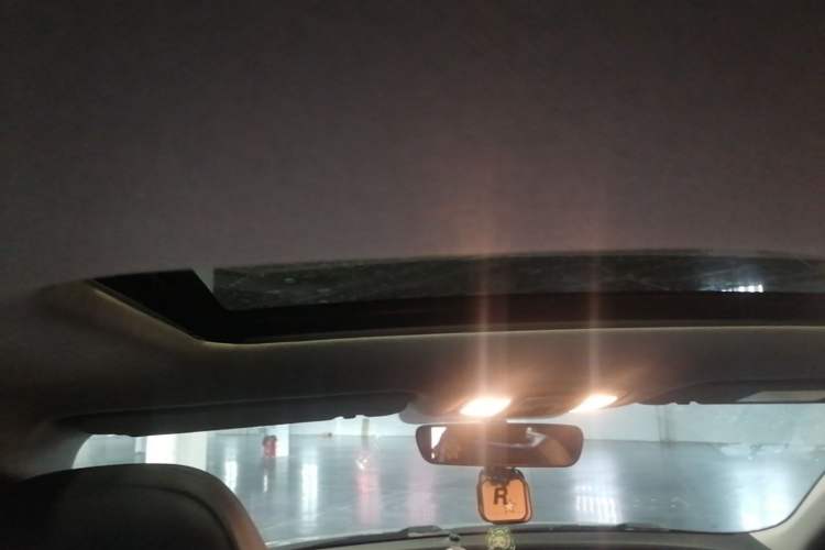 Used Hyundai Elantra 2022 1.5L CVT GLX Elite Edition Headliner