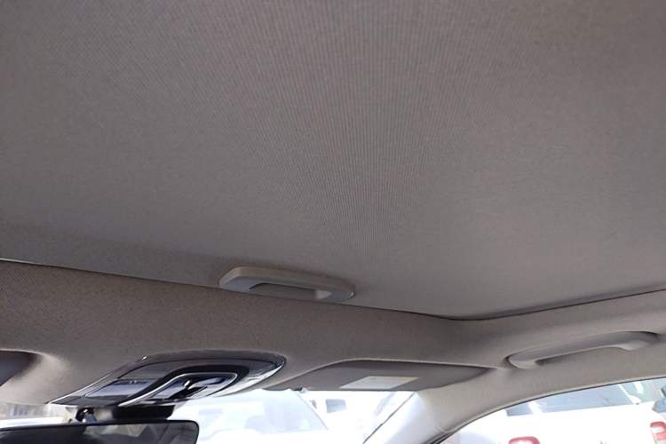 Used Hyundai Elantra 2022 1.5L CVT LUX Prestige Edition Headliner