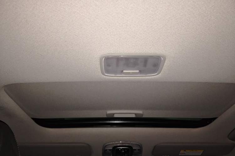 Used Hyundai Elantra 2022 1.5L CVT GLX Elite Edition Headliner