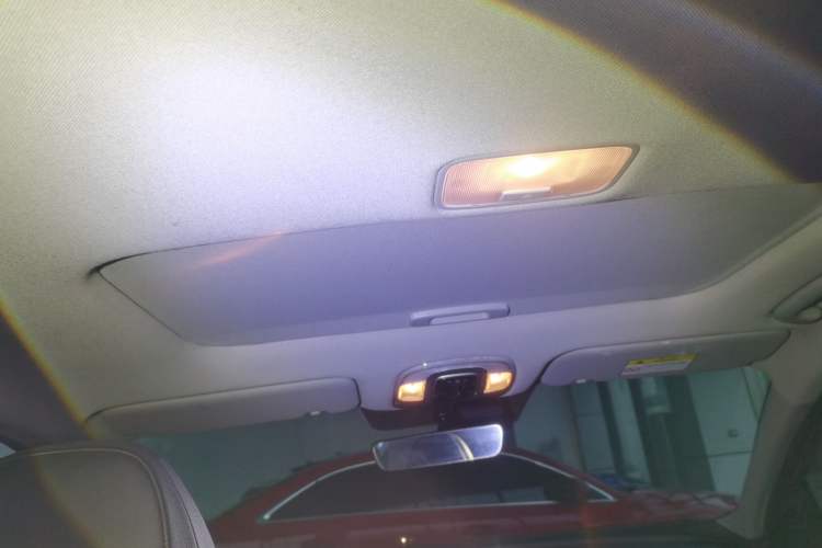 Used Hyundai Elantra 2022 1.5L CVT LUX Prestige Edition Headliner