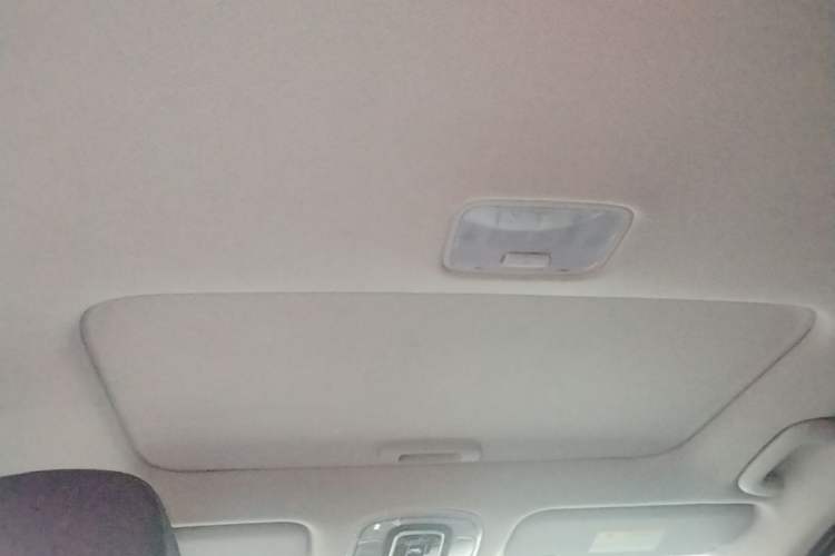 Used Hyundai Elantra 2022 1.5L CVT GLX Elite Edition Headliner
