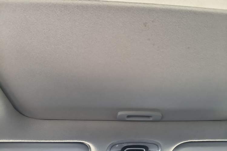 Used Hyundai Elantra 2022 1.5L CVT GLX Elite Edition Headliner