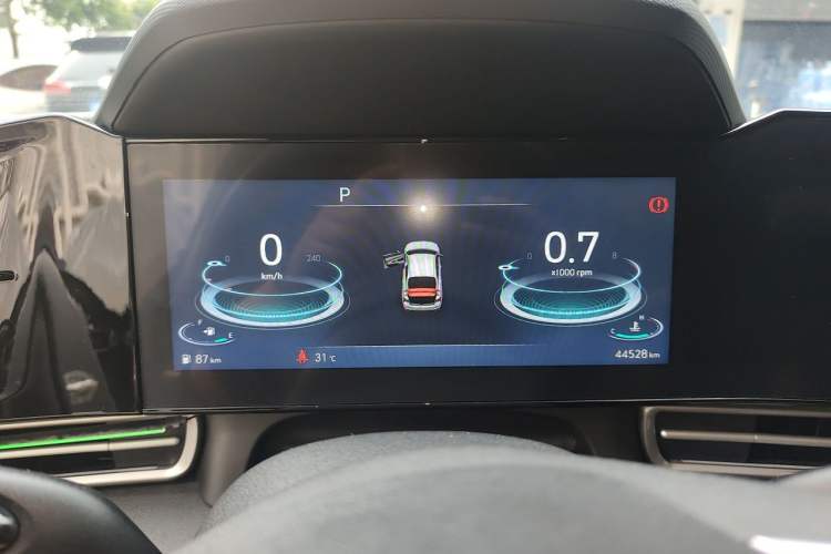 Used Hyundai Elantra 2022 1.5L CVT 20th Anniversary Edition Instrument Cluster