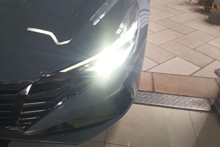 Used Hyundai Elantra 2022 1.5L CVT LUX Prestige Edition Left Front Headlight