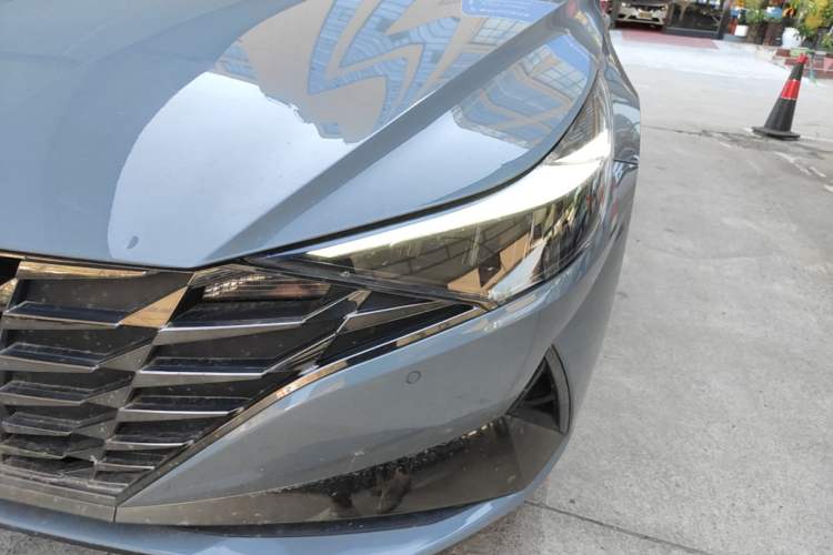 Used Hyundai Elantra 2022 1.5L CVT LUX Prestige Edition Left Front Headlight