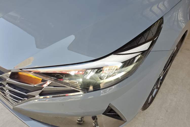 Used Hyundai Elantra 2022 1.5L CVT LUX Prestige Edition Left Front Headlight
