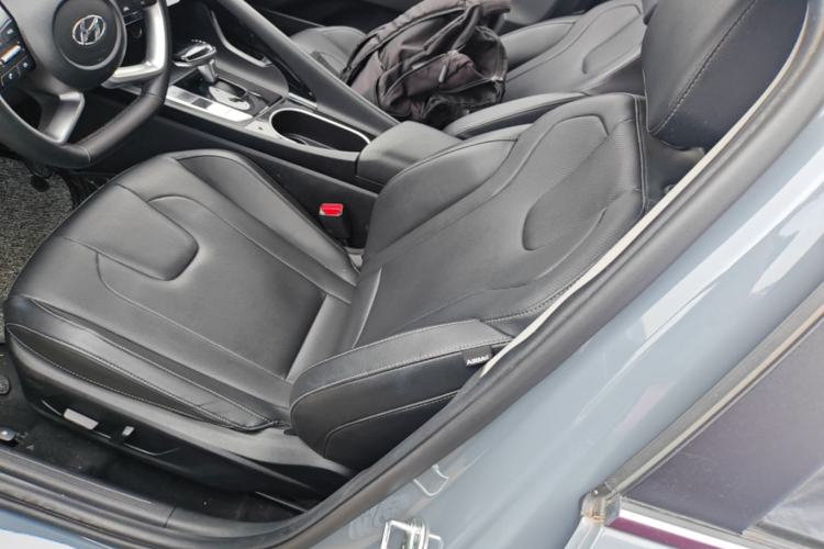 Used Hyundai Elantra 2022 1.5L CVT LUX Prestige Edition Left Front Seat