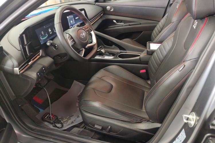 Used Hyundai Elantra 2022 1.5L CVT 20th Anniversary Edition Left Front Seat