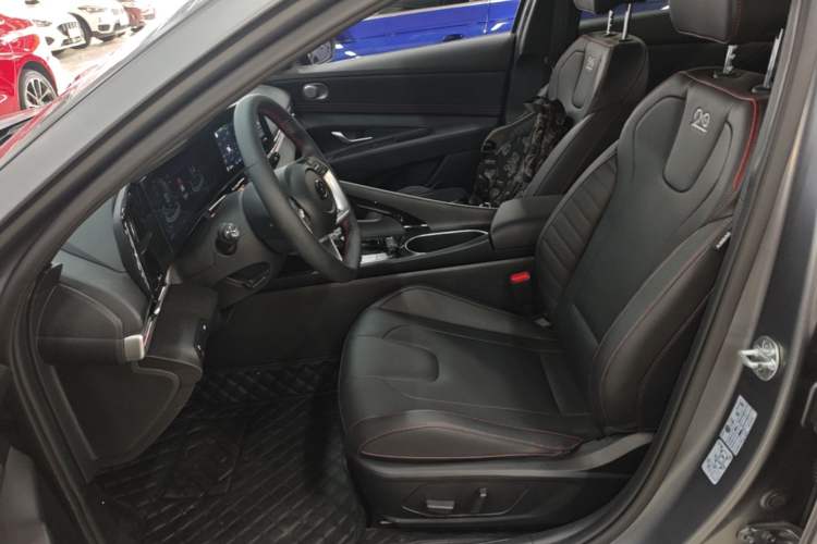 Used Hyundai Elantra 2022 1.5L CVT 20th Anniversary Edition Left Front Seat