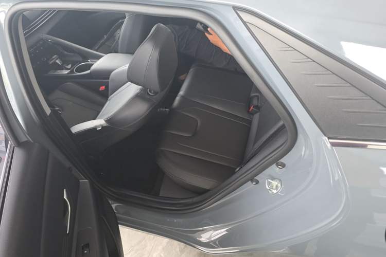 Used Hyundai Elantra 2022 1.5L CVT GLX Elite Edition Left Rear Seat