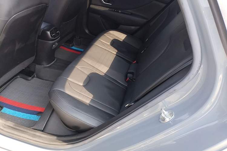 Used Hyundai Elantra 2022 1.5L CVT LUX Prestige Edition Left Rear Seat