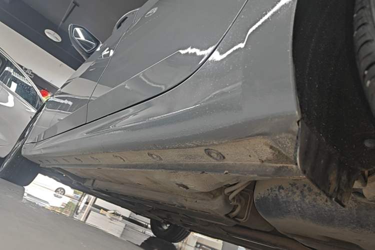Used Hyundai Elantra 2022 1.5L CVT GLX Elite Edition Left Side Sill