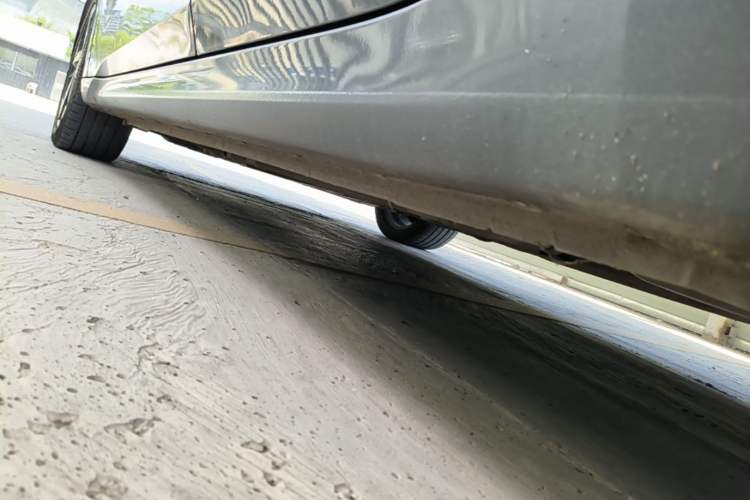 Used Hyundai Elantra 2022 1.5L CVT GLX Elite Edition Left Side Sill