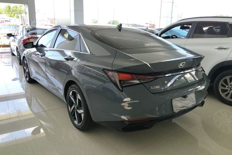 Used Hyundai Elantra 2022 1.5L CVT GLX Elite Edition Rear Left 45 Deg
