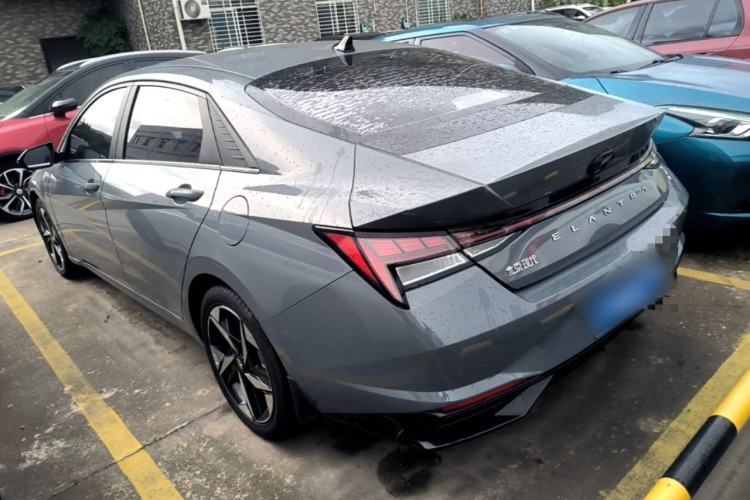 Used Hyundai Elantra 2022 1.5L CVT LUX Prestige Edition Rear Left 45 Deg