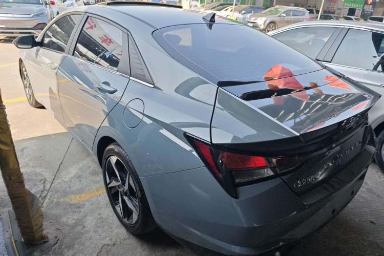 Used Hyundai Elantra 2022 1.5L CVT GLX Elite Edition Rear Left 45 Deg