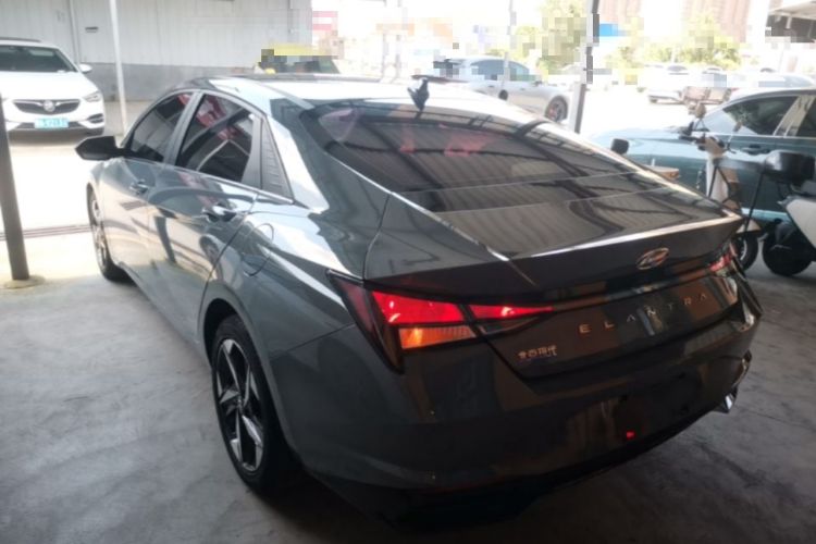 Used Hyundai Elantra 2022 1.5L CVT GLX Elite Edition Rear Left 45 Deg