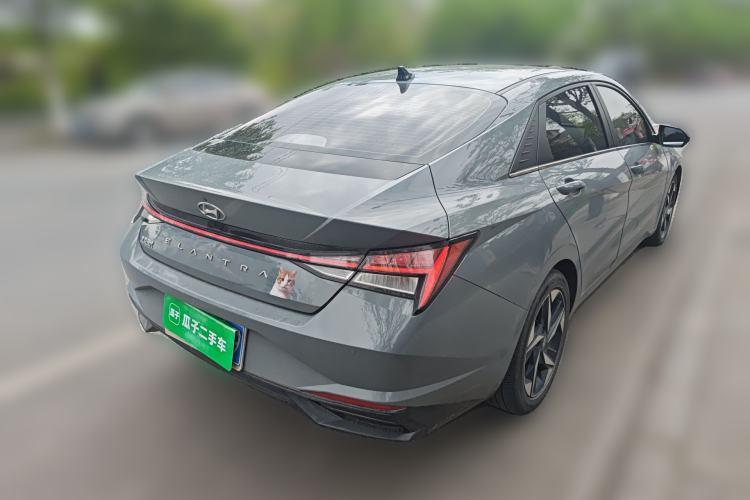 Used Hyundai Elantra 2022 1.5L CVT LUX Prestige Edition Rear Right 45 Deg