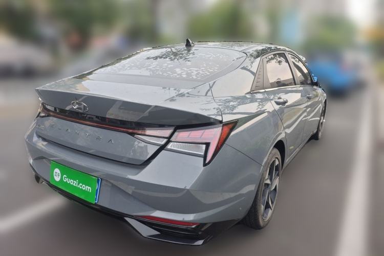 Used Hyundai Elantra 2022 1.5L CVT GLX Elite Edition Rear Right 45 Deg