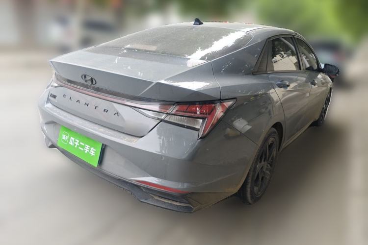 Used Hyundai Elantra 2022 1.5L CVT LUX Black Knight Limited Edition Rear Right 45 Deg