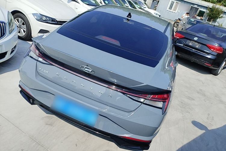 Used Hyundai Elantra 2022 1.5L CVT LUX Prestige Edition Rear Right 45 Deg