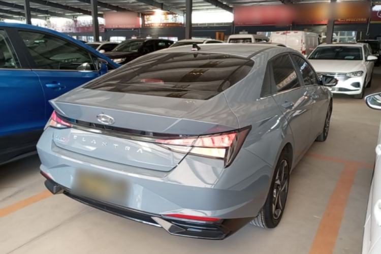 Used Hyundai Elantra 2022 1.5L CVT GLX Elite Edition Rear Right 45 Deg