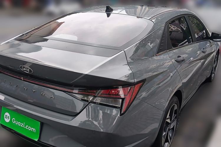 Used Hyundai Elantra 2022 1.5L CVT LUX Prestige Edition Rear Right 45 Deg