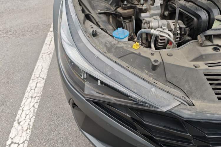 Used Hyundai Elantra 2022 1.5L CVT 20th Anniversary Edition Right Front Headlight