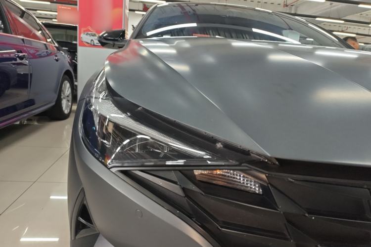 Used Hyundai Elantra 2022 1.5L CVT 20th Anniversary Edition Right Front Headlight