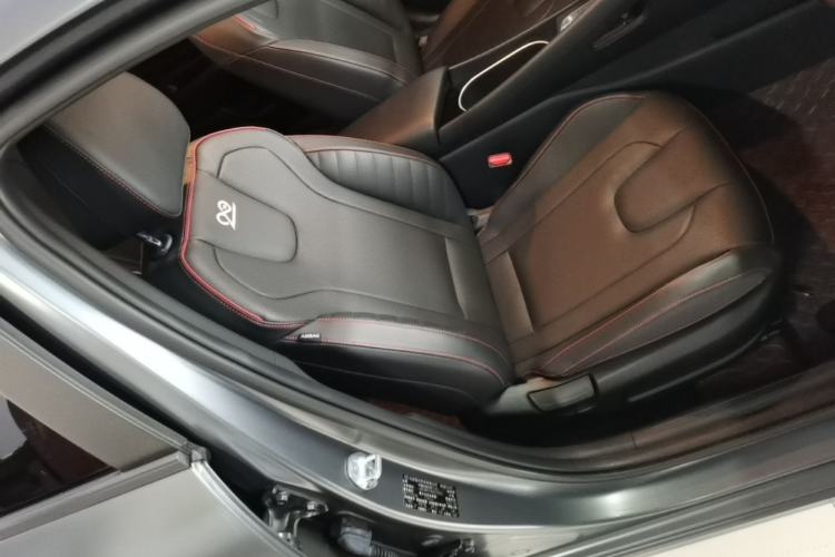 Used Hyundai Elantra 2022 1.5L CVT 20th Anniversary Edition Right Front Seat