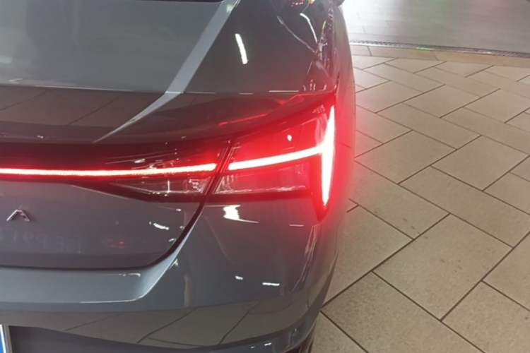 Used Hyundai Elantra 2022 1.5L CVT LUX Prestige Edition Right Rear Taillight