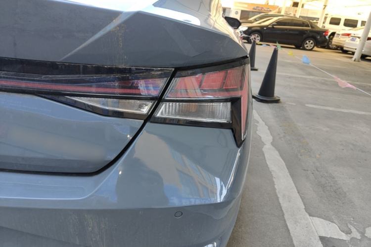 Used Hyundai Elantra 2022 1.5L CVT LUX Prestige Edition Right Rear Taillight