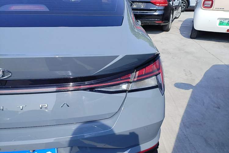Used Hyundai Elantra 2022 1.5L CVT LUX Prestige Edition Right Rear Taillight