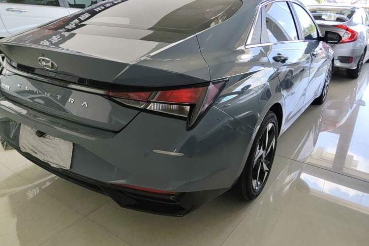 Used Hyundai Elantra 2022 1.5L CVT GLX Elite Edition Right Rear Taillight