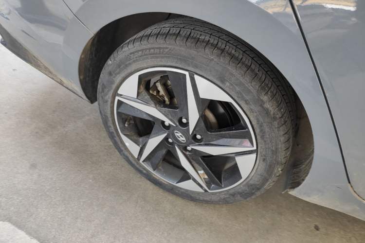 Used Hyundai Elantra 2022 1.5L CVT LUX Prestige Edition Right Rear Wheel Hub